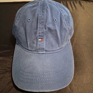 Tommy Hilfiger Blue Cotton Hat with Embroidered Logo